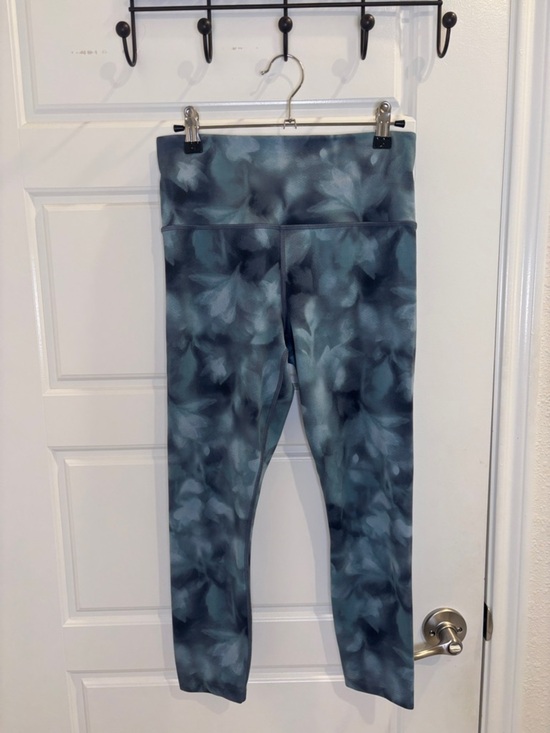 Athleta Pants - Athleta Elation 7/8 Leggings Blue Tie Dye High Rise Size Small